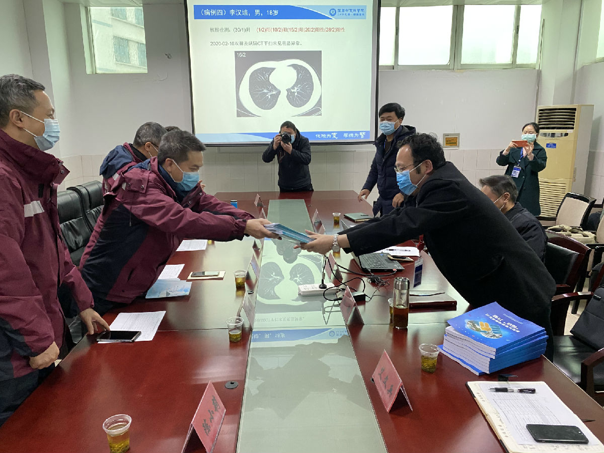 2020年3月2日，福建省对口支援宜昌防治新型冠状病毒肺炎支援队福建省对口支援宜昌防治新型冠状病毒肺炎支援队前方指挥部副总指挥、医疗队领队、福建医大附一医院院长