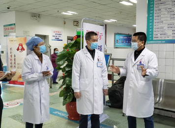 2020年2月4日，福建医大附一医院院长康德智深入临床一线协调解决疫情防控相关工作并做现场部署