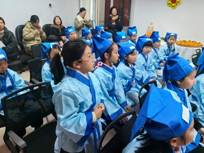 我院中医科胸外科联合举办“元宵妙趣研学挑战营”活动