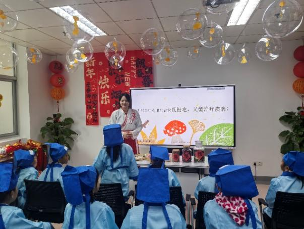 我院中医科胸外科联合举办“元宵妙趣研学挑战营”活动