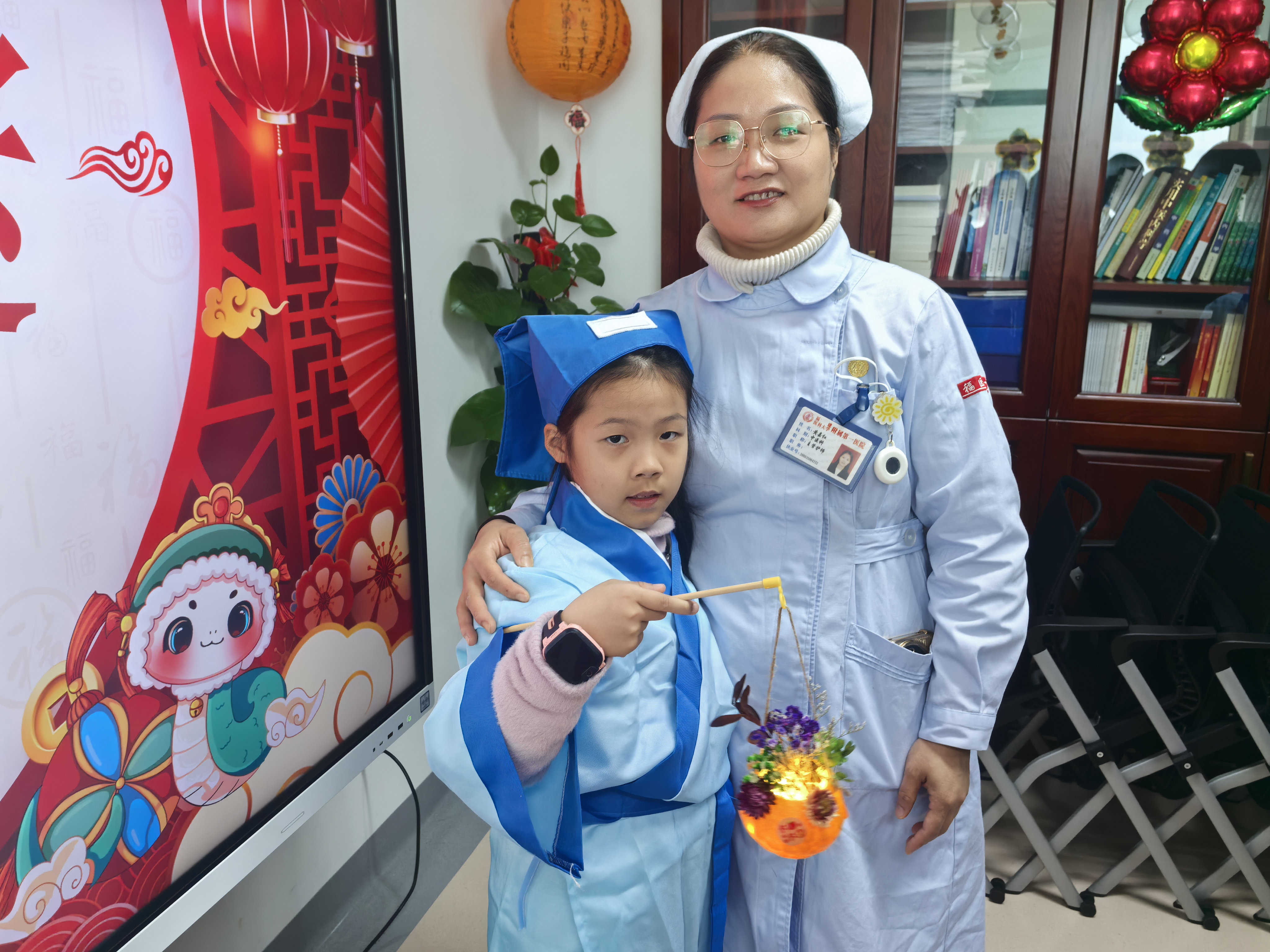 我院中医科胸外科联合举办“元宵妙趣研学挑战营”活动