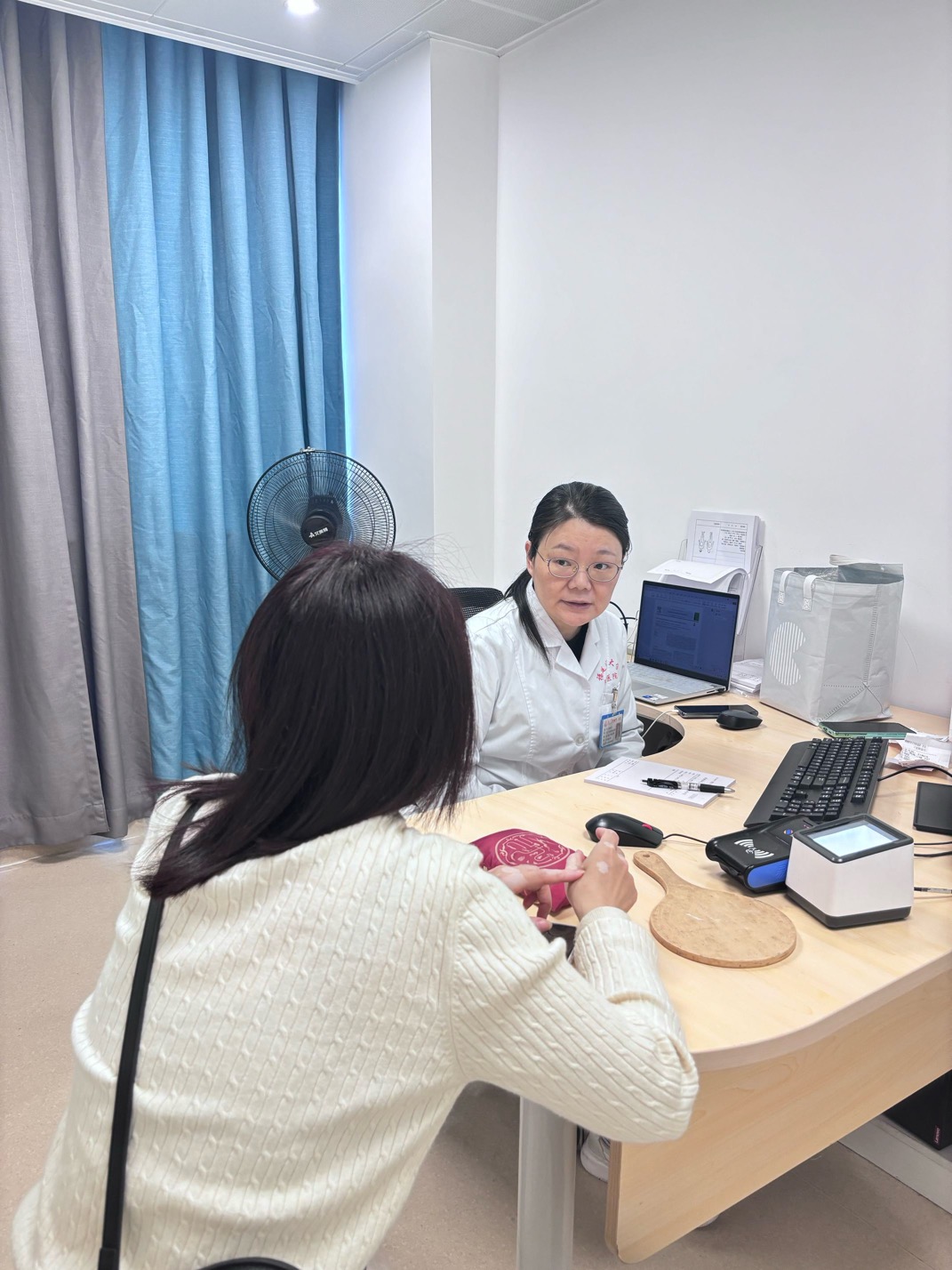 我院举办白癜风公益义诊圆满结束